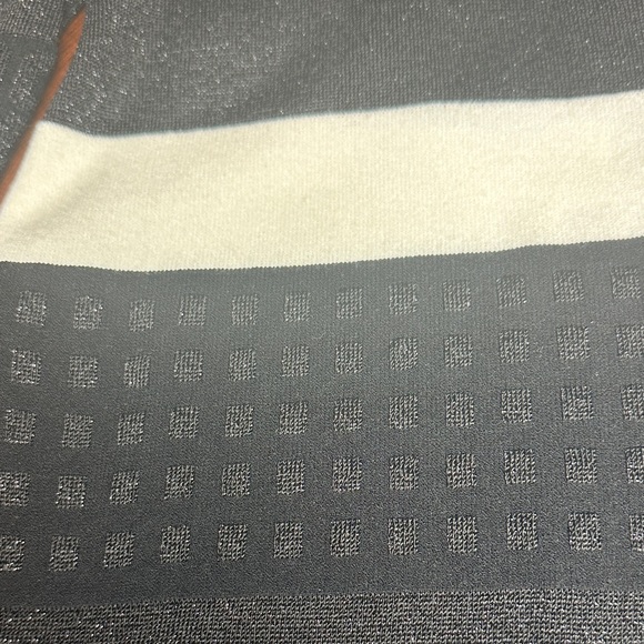 Boutique Moschino Black & Cream Knit Button-Down Dress | Long Sleeve | Size 4 - Picture 6 of 16